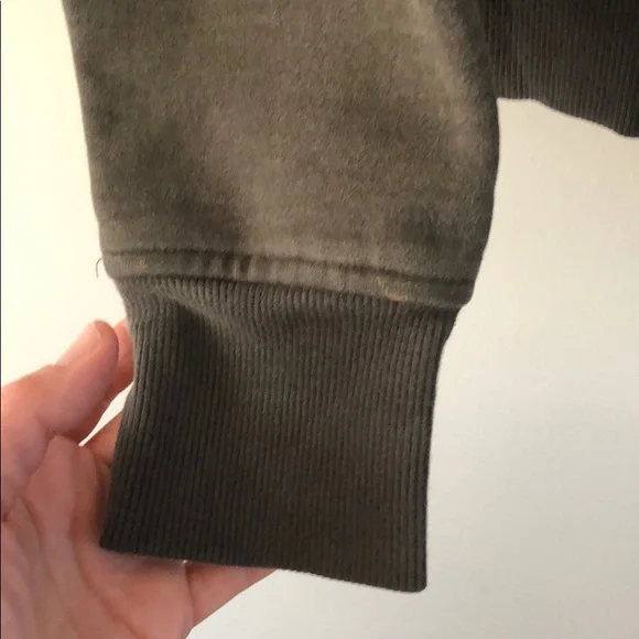 Lululemon Long Sleeve Scuba Hooded Sweater - Picture 5 of 5